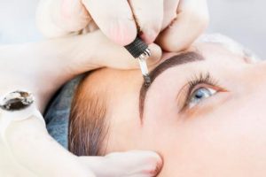 Microblading- el nuevo arte del maquillaje de cejas