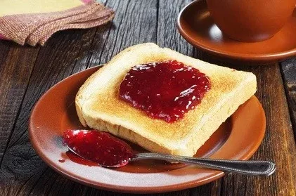 &iquest;A qu&eacute; hora se cena?